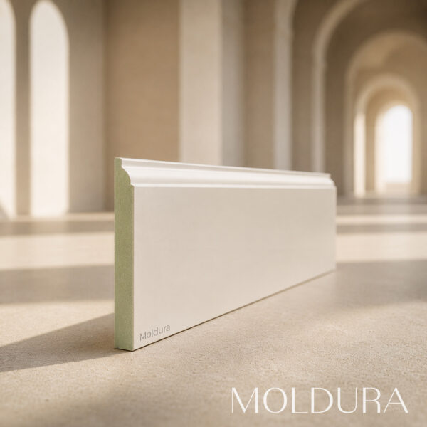 Rodapié blanco lacado Canto Moldura